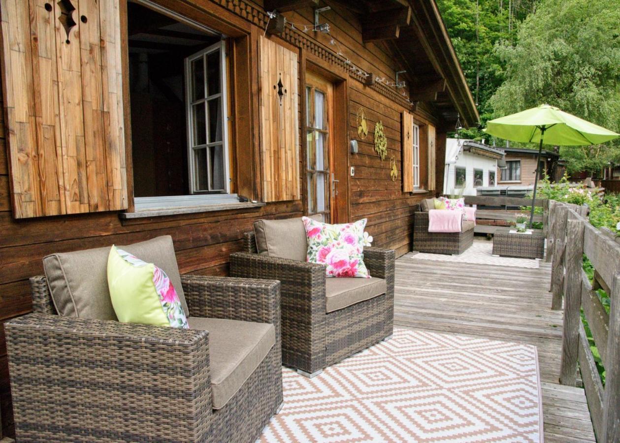 Вилла Spellbound A Romantic Hideaway For Adults Aged 18-35 Лаутербруннен Экстерьер фото